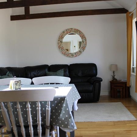 Willow Cottage In Idyllic Location Harrietsham ภายนอก รูปภาพ