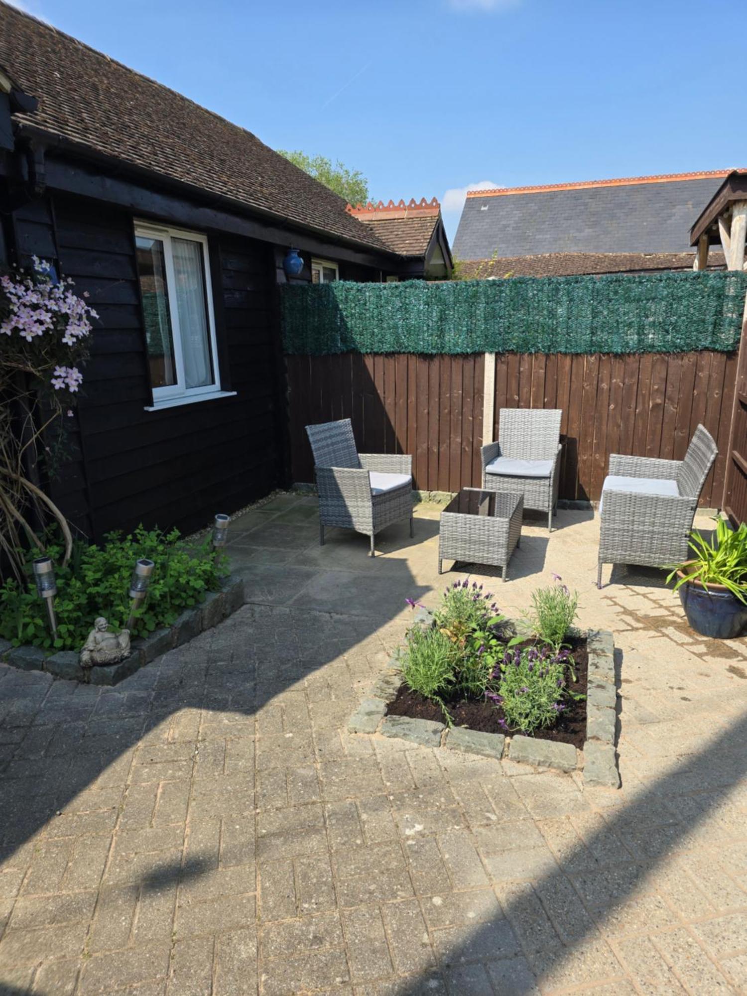 Willow Cottage In Idyllic Location Harrietsham ภายนอก รูปภาพ